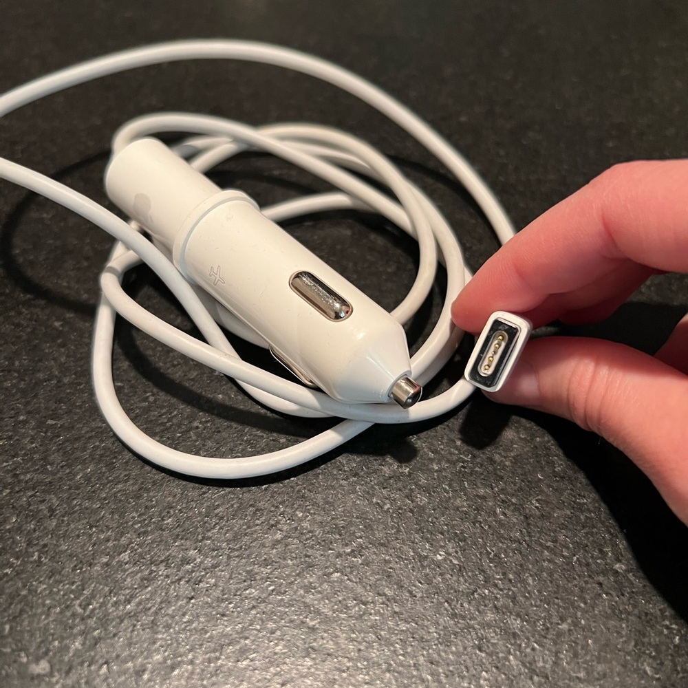 Apple A1214 Magsafe Car Airplane Adapter